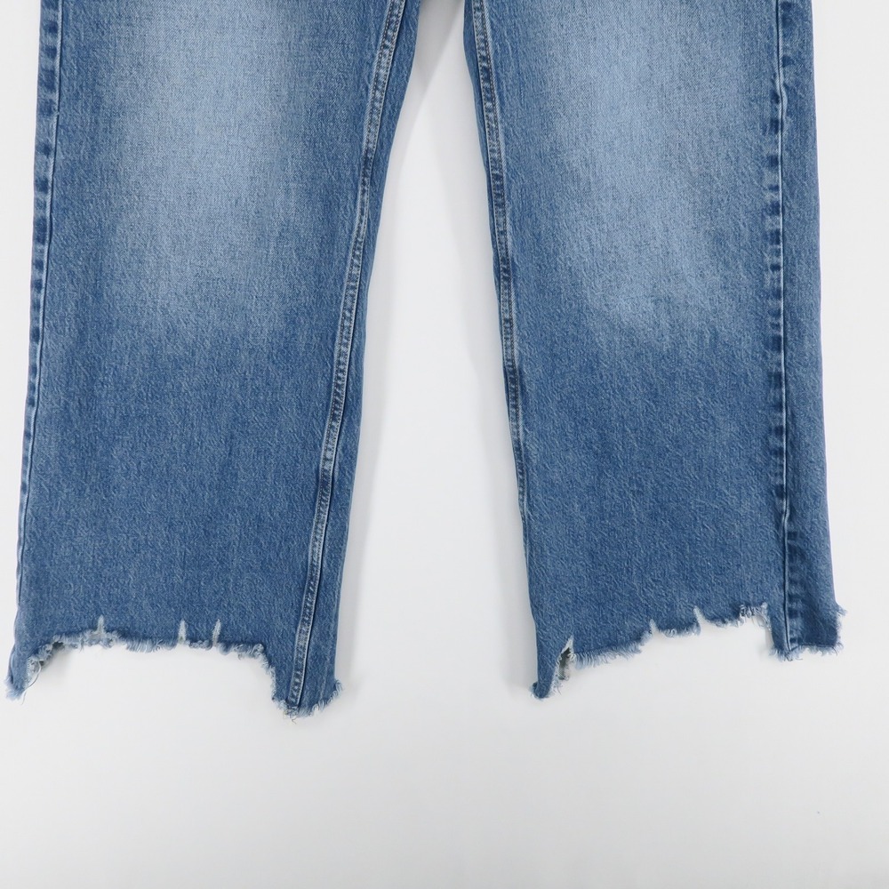 We The Free Straight Up Baggy Jeans Womens 30 Blue Wide Leg High Rise Raw Hem - Picture 2 of 11